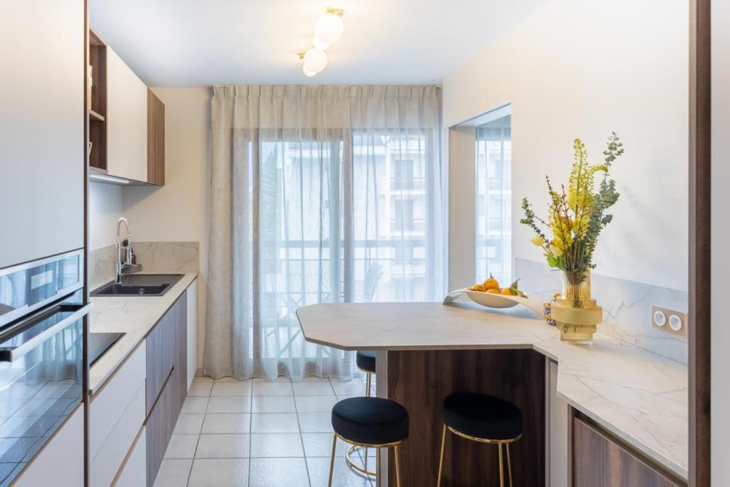Le Mont-veyrier, Parking Et Vue Apartment Annecy